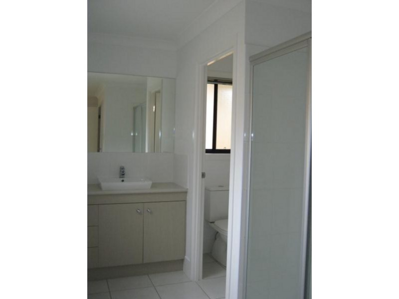 3 Stella Court, Redland Bay QLD 4165