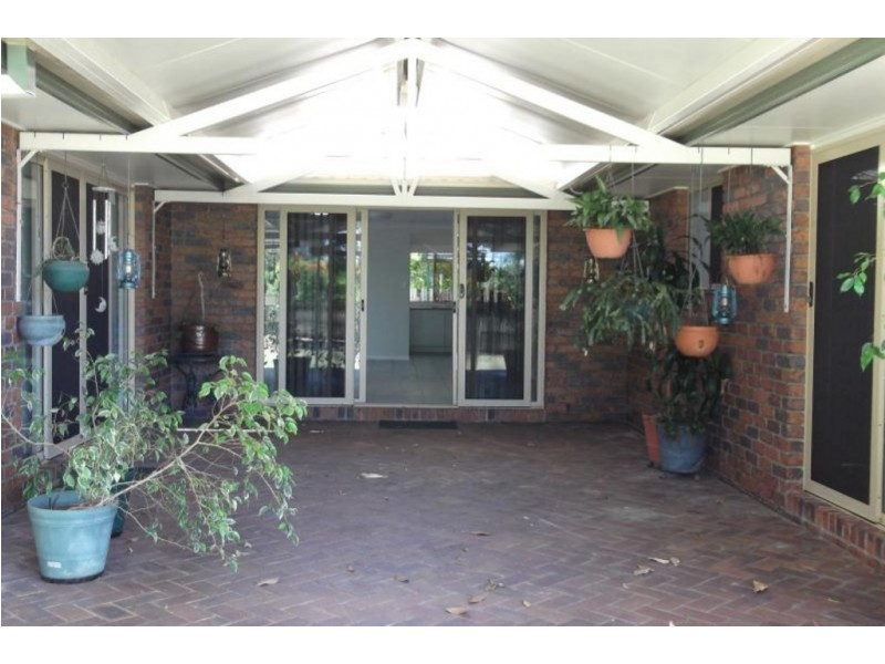 2 Horton Place, Wellington Point QLD 4160