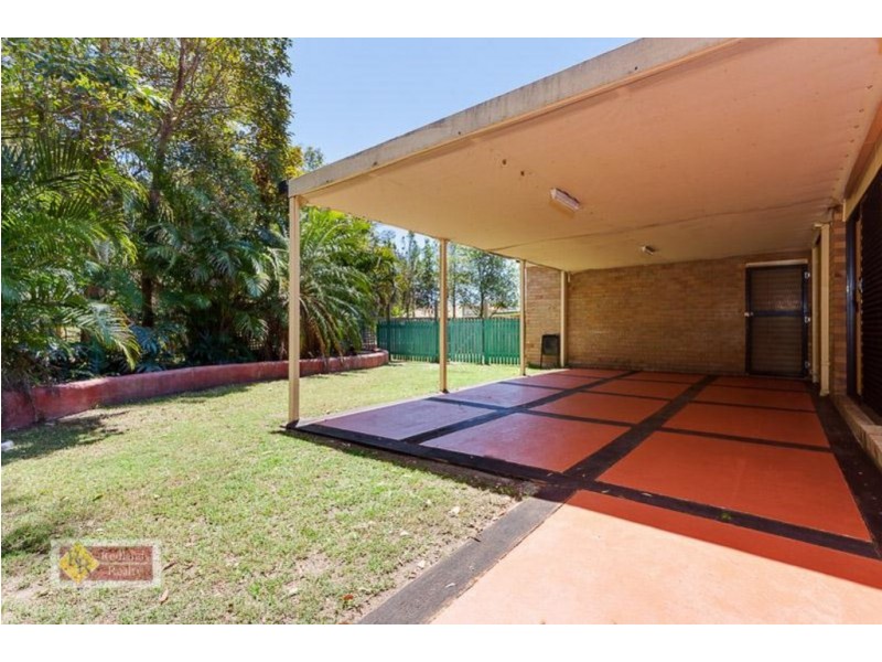5 Buggy Place, Redland Bay QLD 4165
