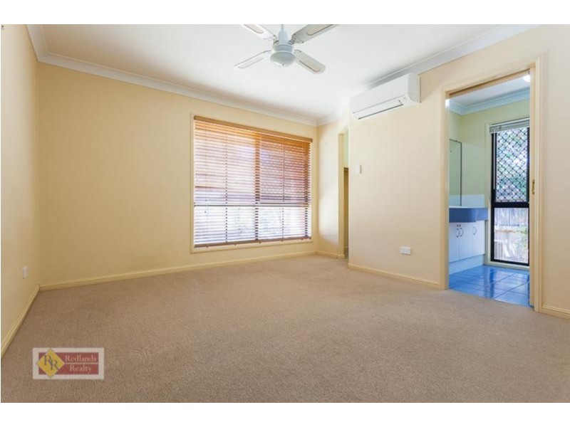 5 Buggy Place, Redland Bay QLD 4165