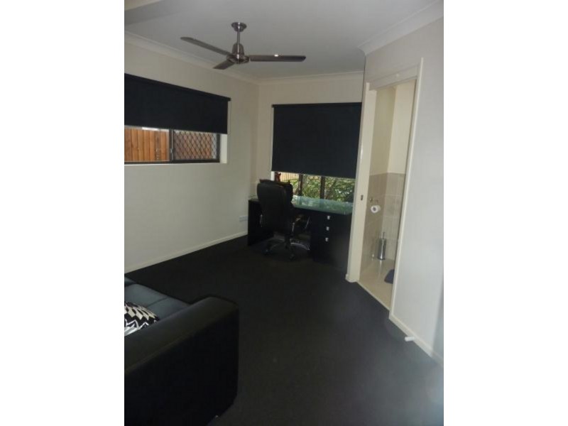 19 Henry Street, Thorneside QLD 4158