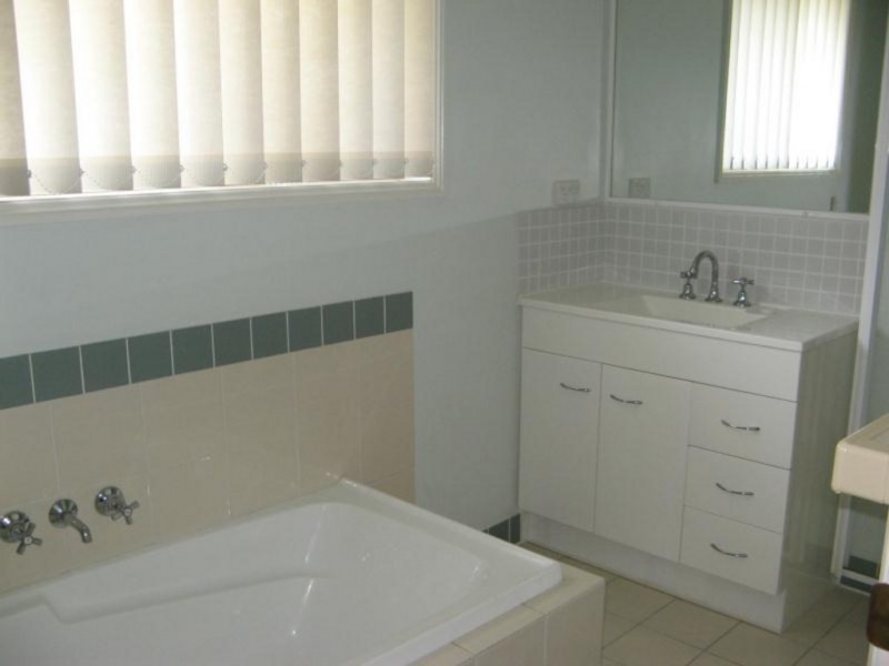 4/299 Main Road, Wellington Point QLD 4160