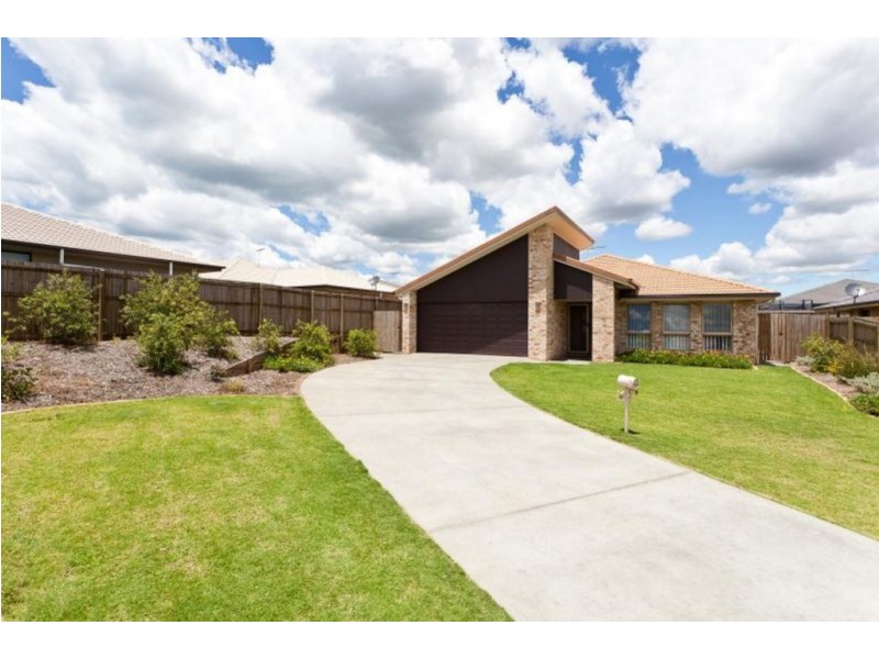 21 Pentecost Place, Redland Bay QLD 4165