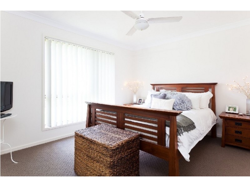 21 Pentecost Place, Redland Bay QLD 4165