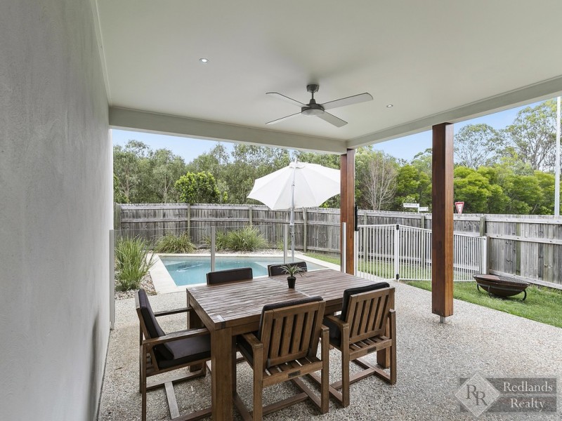 24 Sandalwood Street, Thornlands QLD 4164