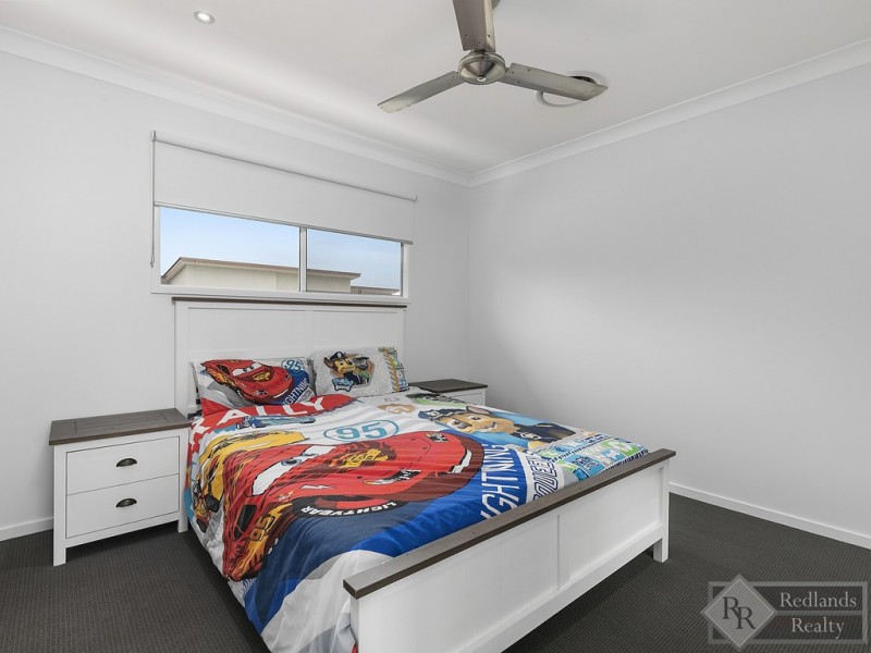 24 Sandalwood Street, Thornlands QLD 4164