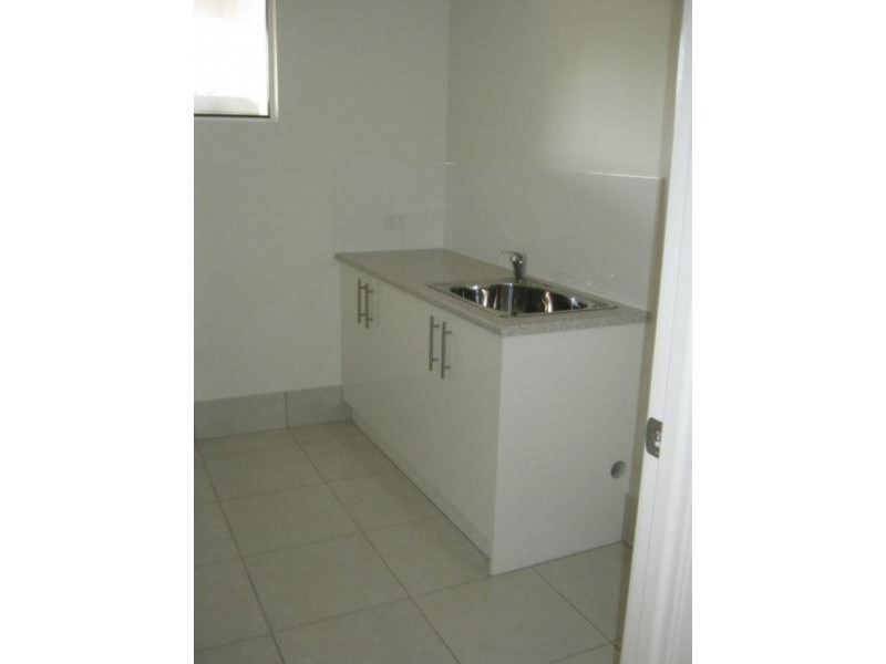 4/3 Edith Street, Wellington Point QLD 4160