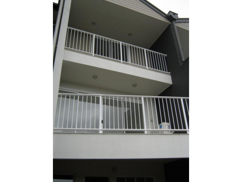 4/3 Edith Street, Wellington Point QLD 4160