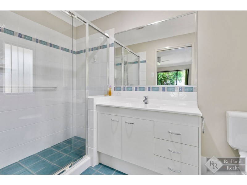 1 Bayshore Place, Cleveland QLD 4163