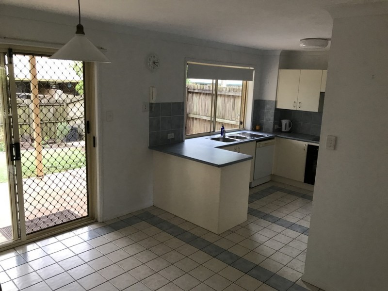 2/299 Main Road, Wellington Point QLD 4160