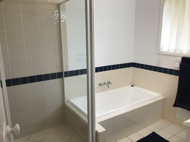 2/299 Main Road, Wellington Point QLD 4160