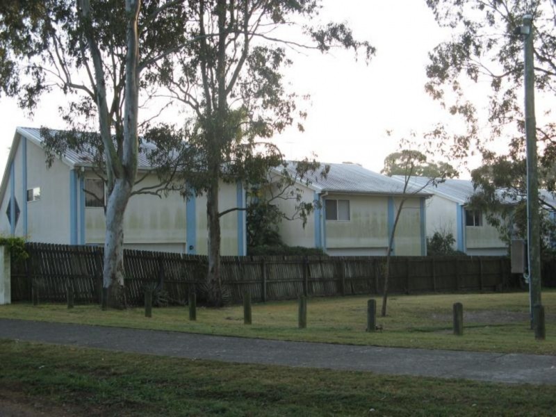 2/21 Victor Street, Birkdale QLD 4159