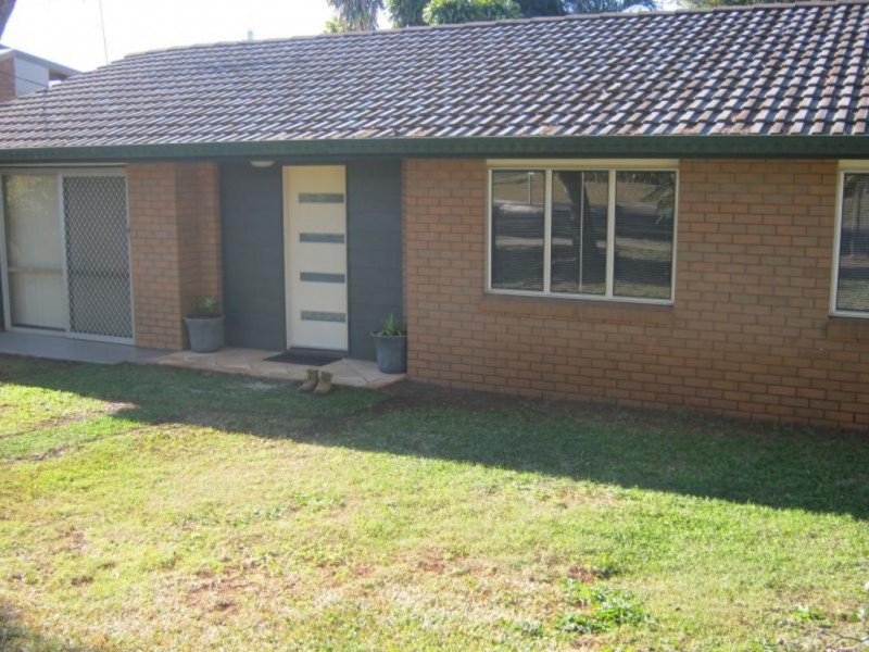 31 Station Street, Wellington Point QLD 4160