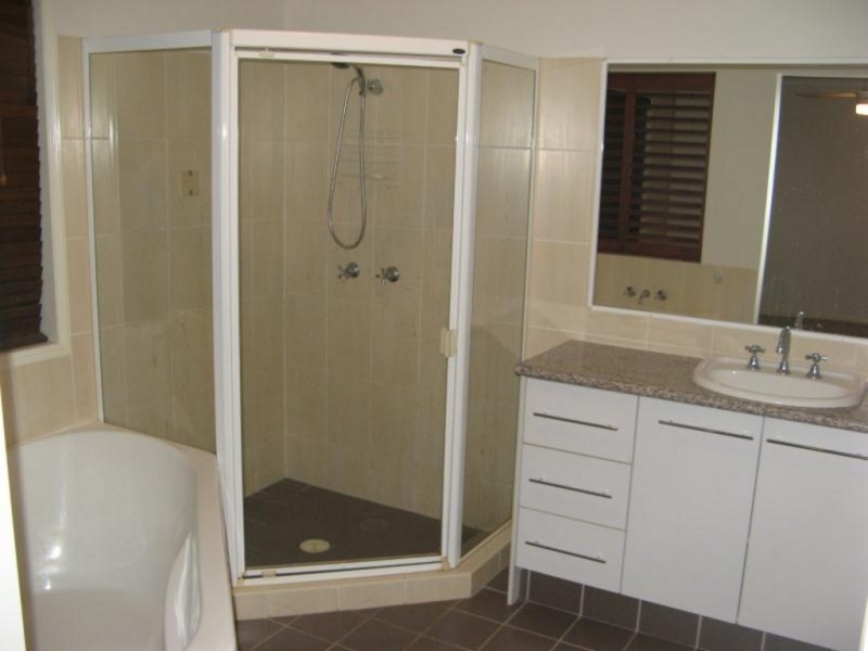 13 Jacob Street, Wellington Point QLD 4160