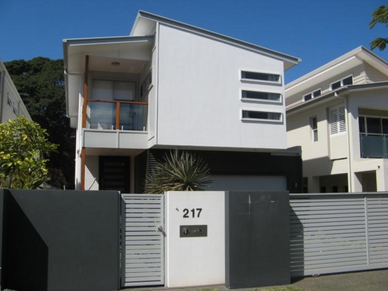 217 Main Road, Wellington Point QLD 4160