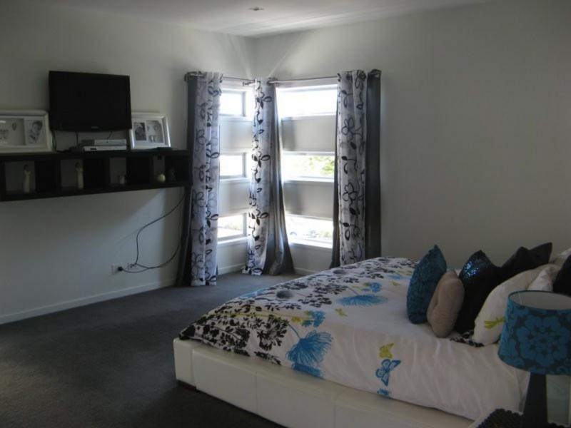 217 Main Road, Wellington Point QLD 4160