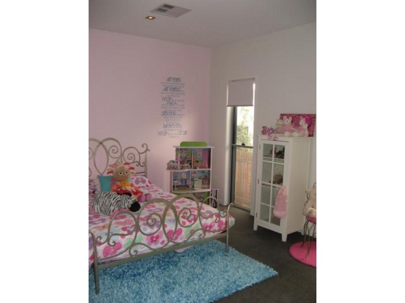 217 Main Road, Wellington Point QLD 4160