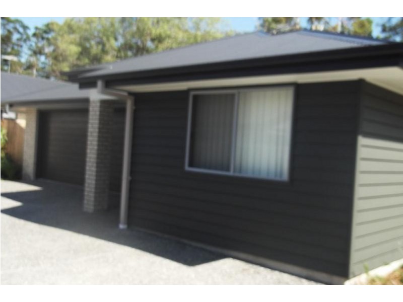 2/1 Riley Peter Place, Cleveland QLD 4163