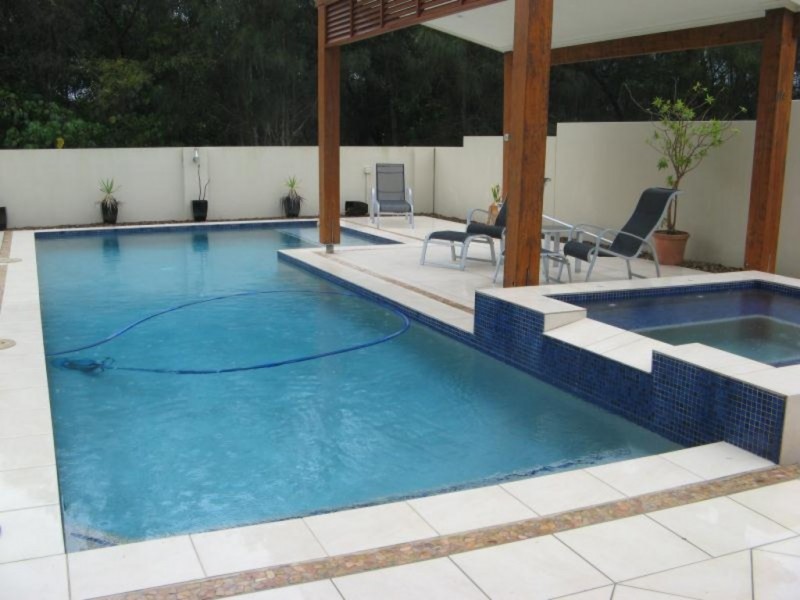 9 Allan Day Drive, Wellington Point QLD 4160