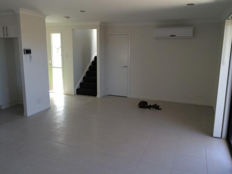 2/8 Sandalwood Street, Thornlands QLD 4164