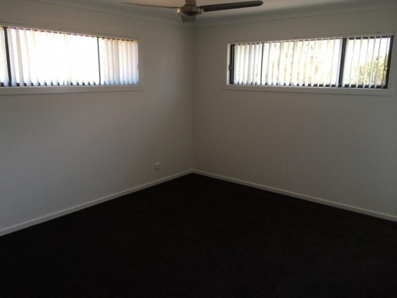 2/8 Sandalwood Street, Thornlands QLD 4164