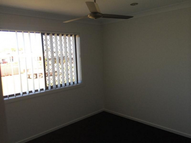 2/8 Sandalwood Street, Thornlands QLD 4164