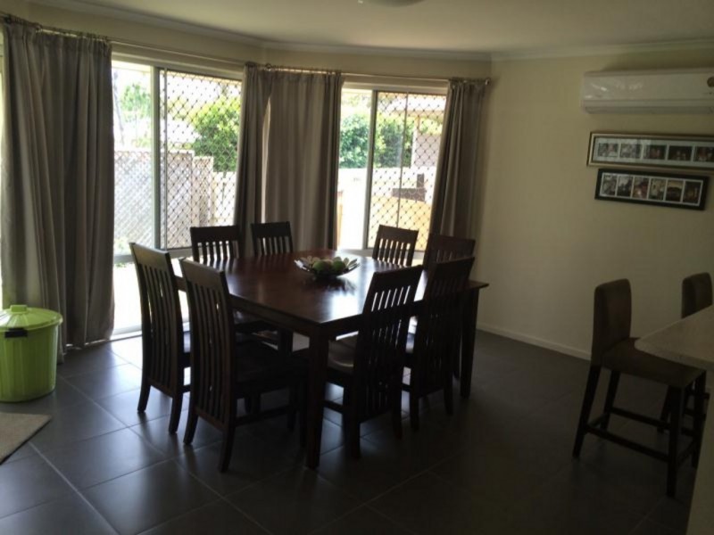 18 Cherry St, Wellington Point QLD 4160