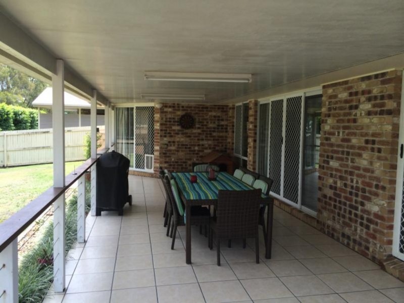 18 Cherry St, Wellington Point QLD 4160