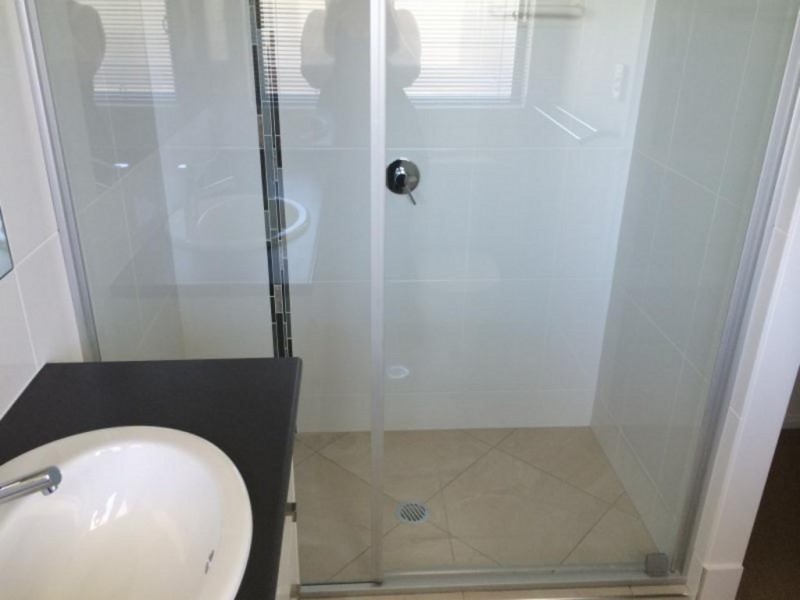 2/6 Sandalwood Street, Thornlands QLD 4164