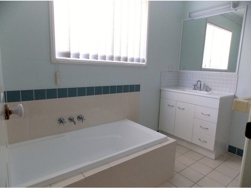 4/299 Main Road, Wellington Point QLD 4160