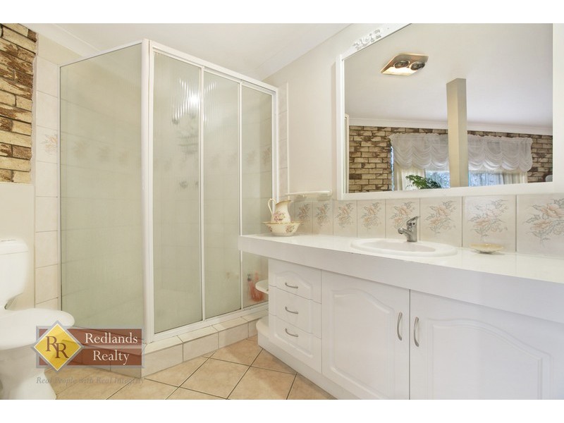 79 Murray Street, Birkdale QLD 4159