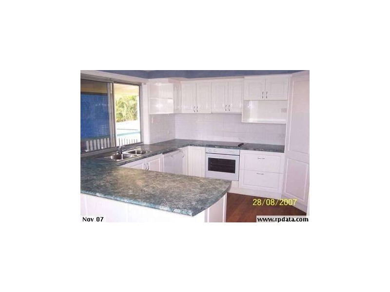 11 Bayview Street, Wellington Point QLD 4160