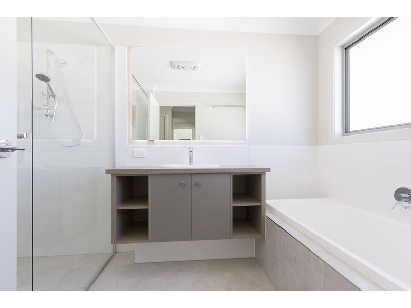 62 Gordon Street, Ormiston QLD 4160