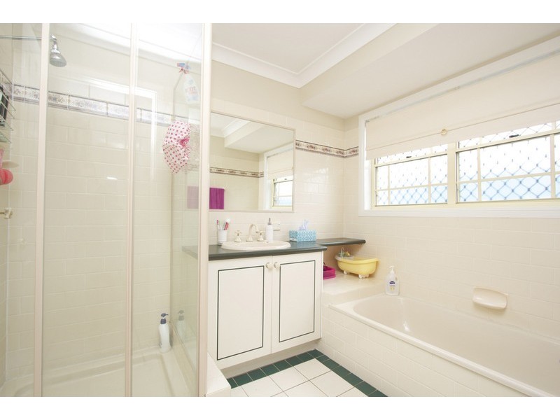 14 Cashew Court, Birkdale QLD 4159