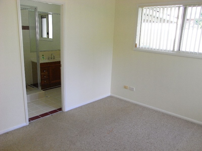 31 Skinner Avenue, Wellington Point QLD 4160