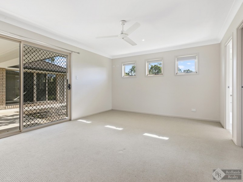 15 Hillcrest Street, Wellington Point QLD 4160