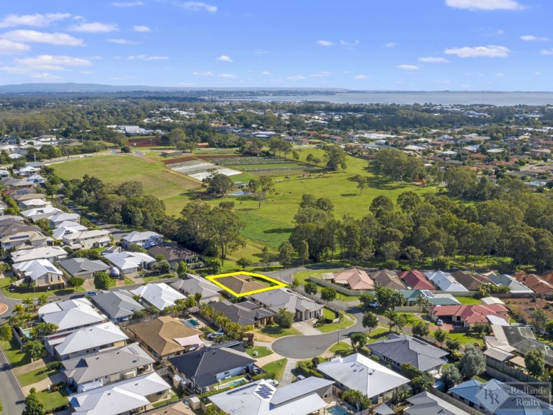 15 Hillcrest Street, Wellington Point QLD 4160