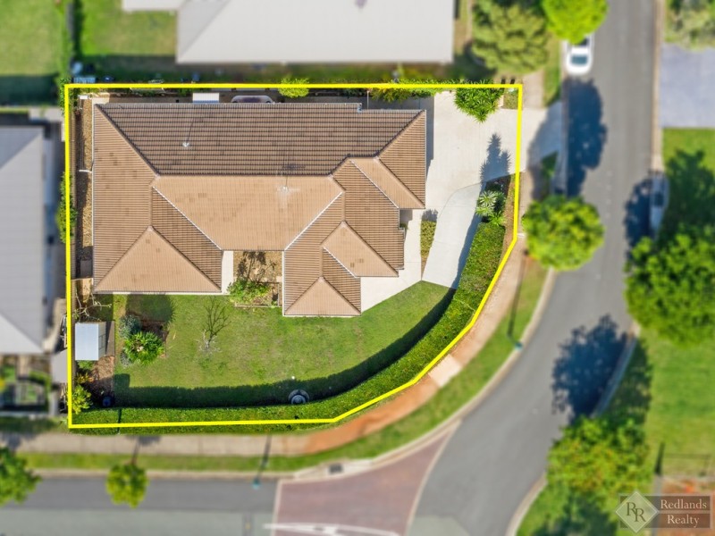 15 Hillcrest Street, Wellington Point QLD 4160