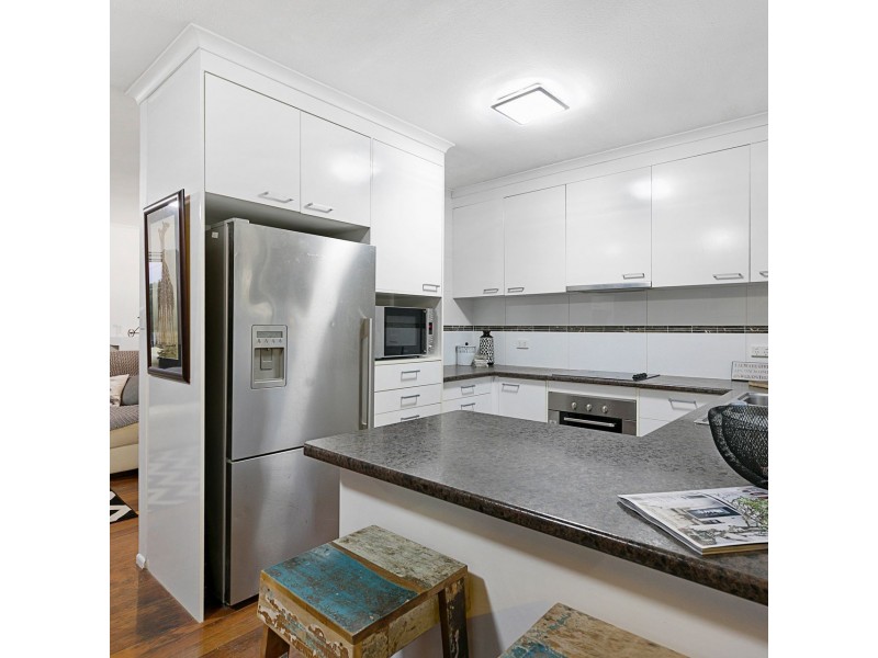 42 Birkdale Road, Birkdale QLD 4159