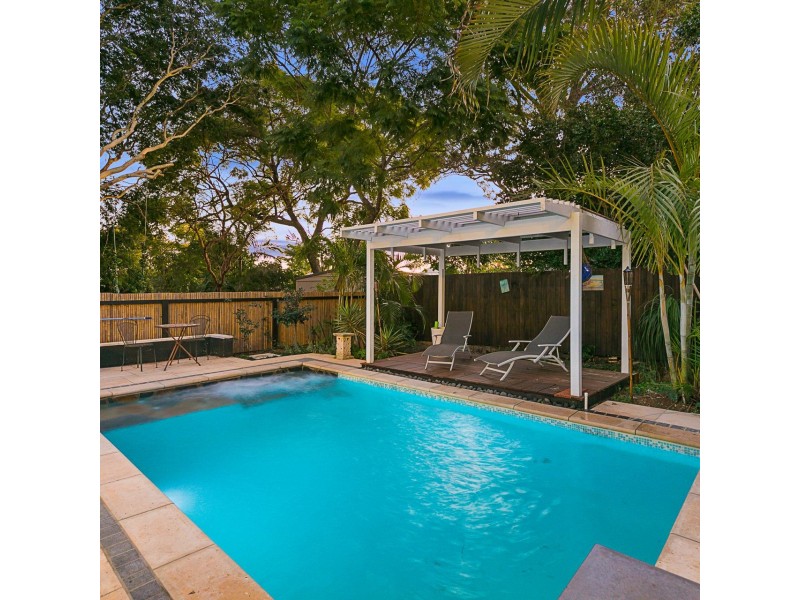 42 Birkdale Road, Birkdale QLD 4159