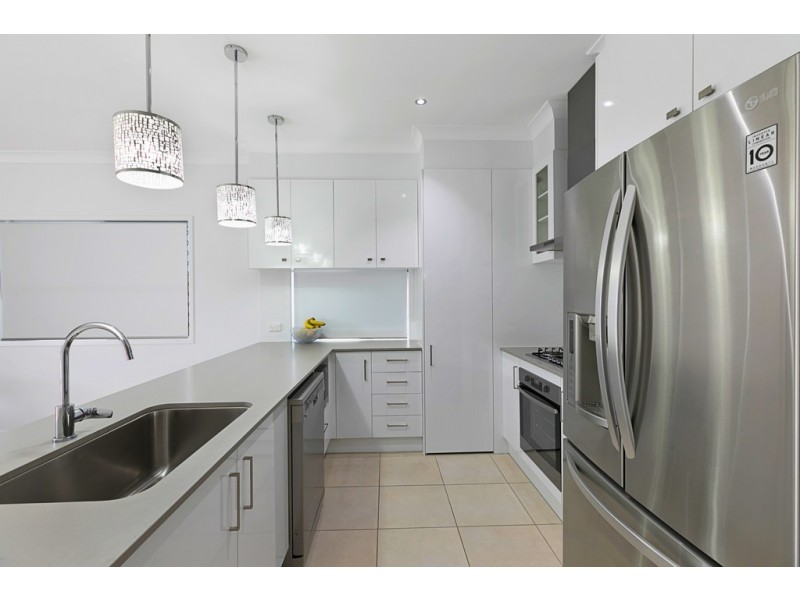 8 Kim Jon Court, Thornlands QLD 4164