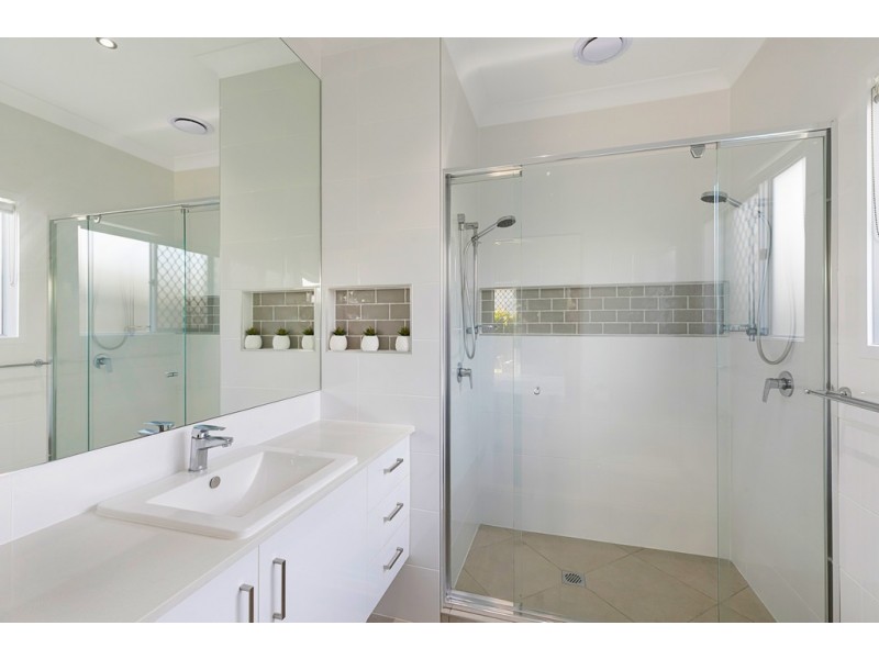 8 Kim Jon Court, Thornlands QLD 4164