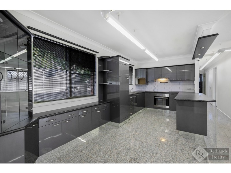 219 Dart Street, Redland Bay QLD 4165