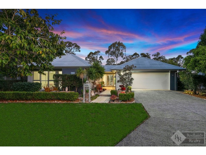 8 Clyde Court, Wakerley QLD 4154