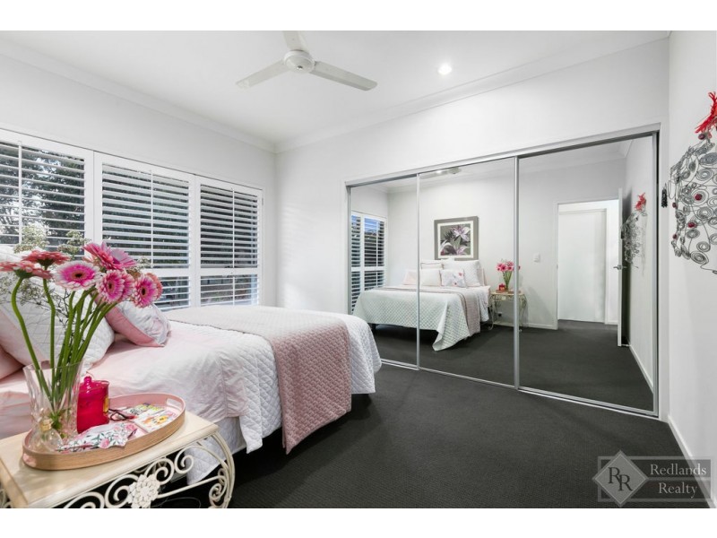 8 Clyde Court, Wakerley QLD 4154