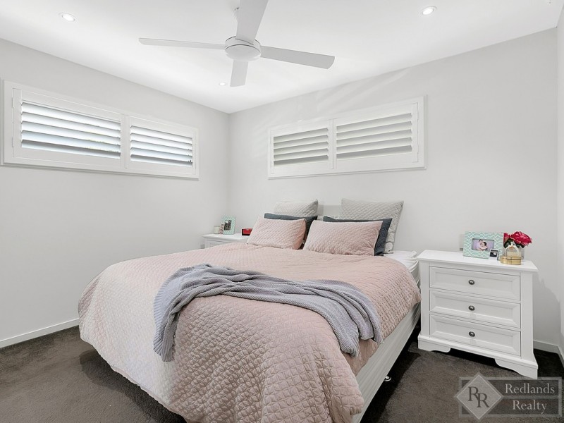 6 Daveson Road, Birkdale QLD 4159