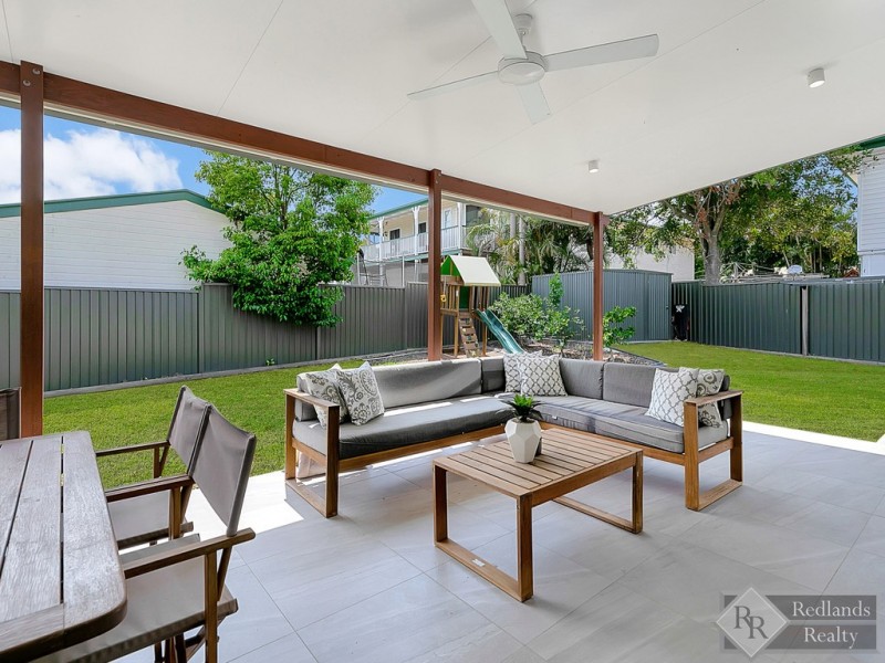 6 Daveson Road, Birkdale QLD 4159