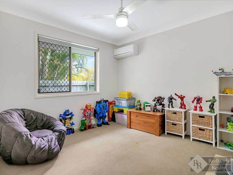 19 Creekside Circuit West, Victoria Point QLD 4165