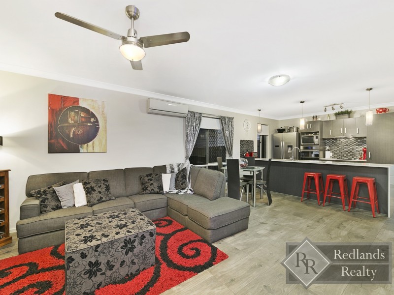 27 Banks Street, Capalaba QLD 4157