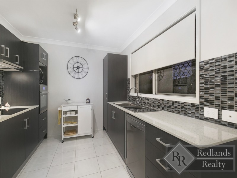 27 Banks Street, Capalaba QLD 4157